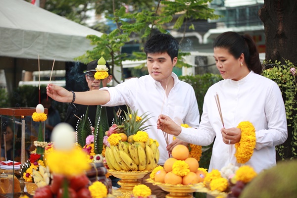 บ่วงสไบ เจ้าสาวจำยอม