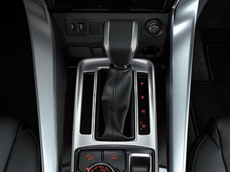 Mitsubishi Pajero Sport Rockford Fosgate