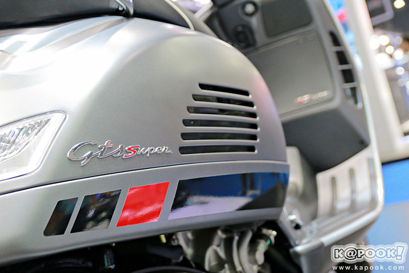 Vespa GTS Super Sport 300 ABS