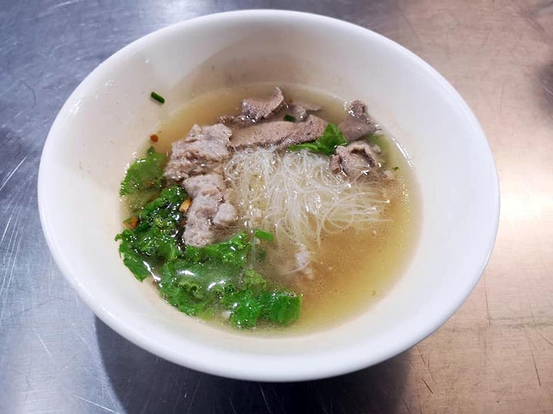 ร้านก๋วยเตี๋ยวหมู กรุงเทพฯ