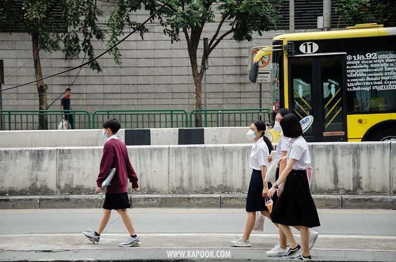 สกอ. ร่อนหนังสือให้ 56 มหาลัยทั่วกรุง หยุดเรียน หลังฝุ่น PM2.5 เข้าขั้นวิกฤต 