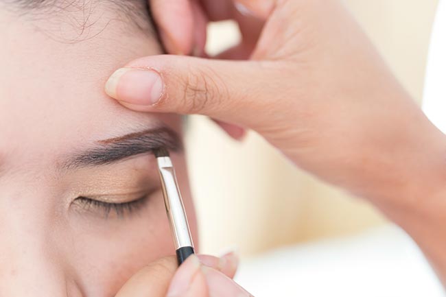 วิธีเขียนคิ้ว