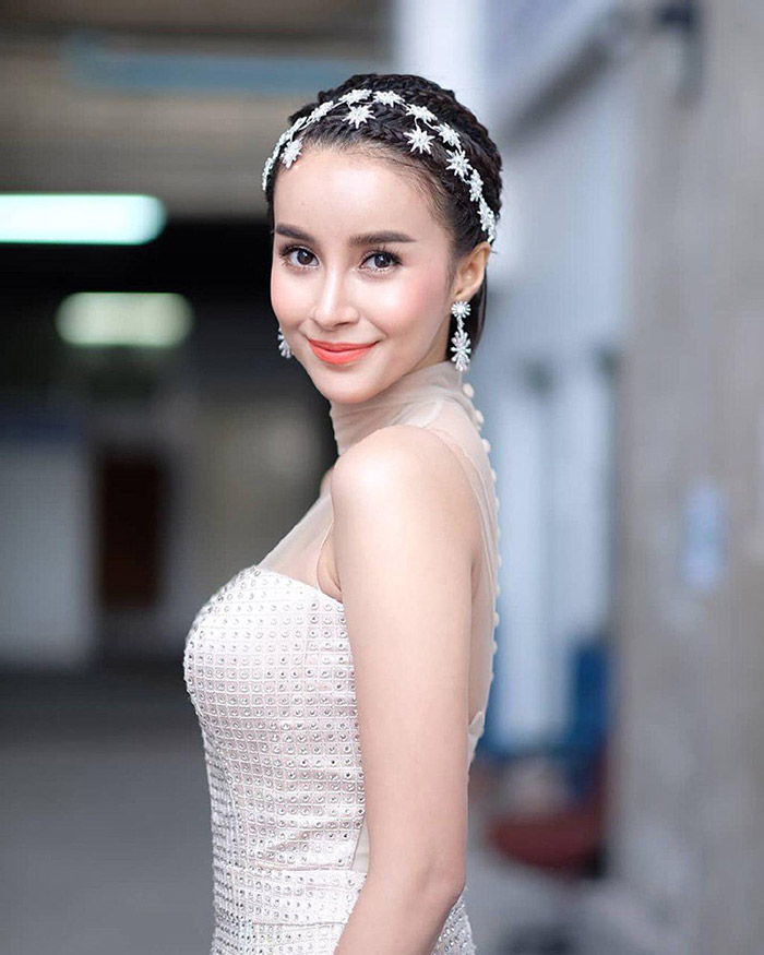 น้ำฝน พัชรินทร์