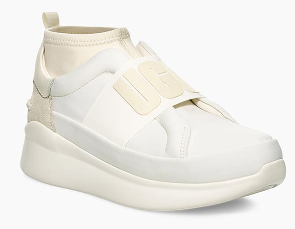 รองเท้าผ้าใบผู้หญิง