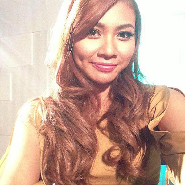 แก้ม วิชญาณี