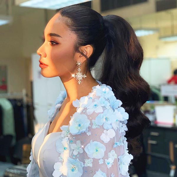 แก้ม วิชญาณี