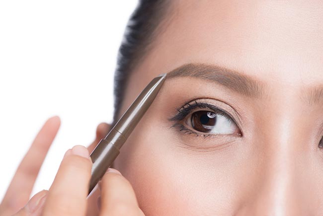 เขียนคิ้ว