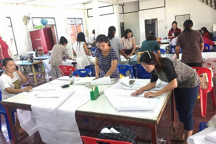 ฝึกอาชีพ