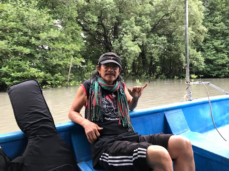 แอ๊ด คาราบาว