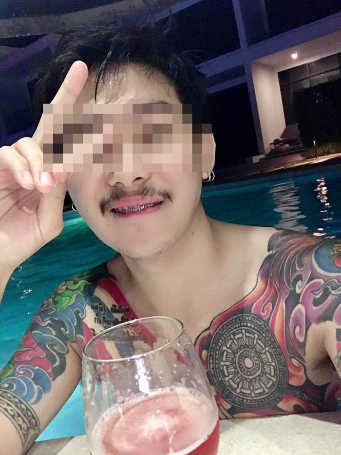 ตี๋ทิ้งเมีย