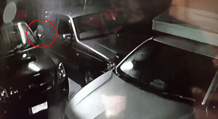 เผารถยนต์