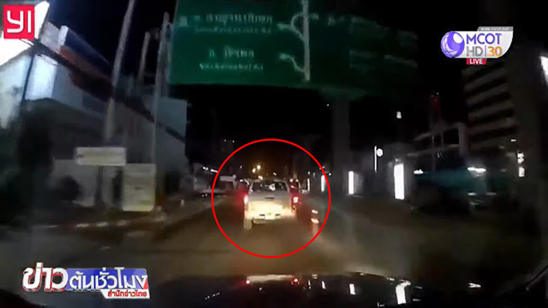 กระบะแหกด่าน