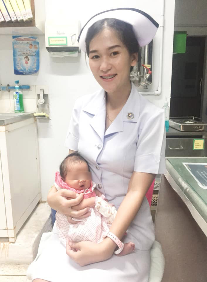 แม่ทิ้งลูกในโรงพยาบาล
