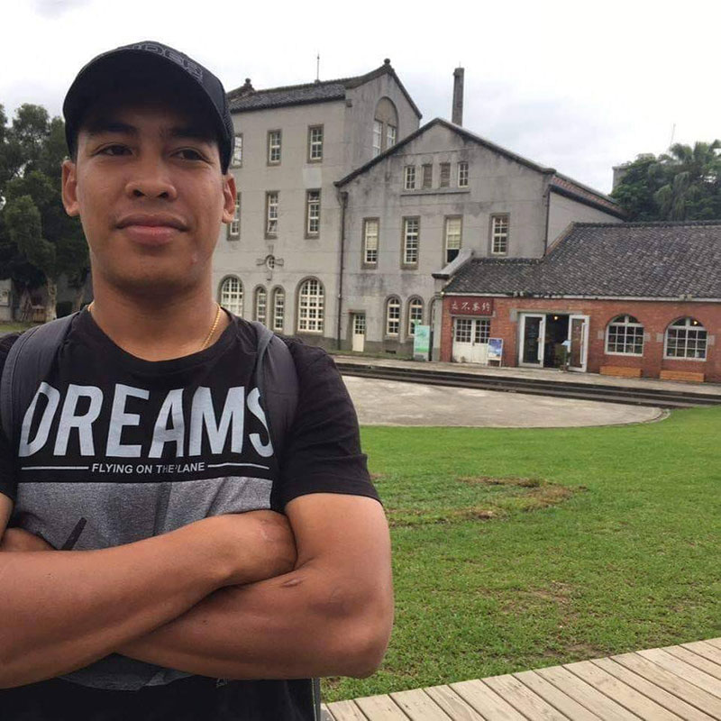 ทหารร่มไม่กาง