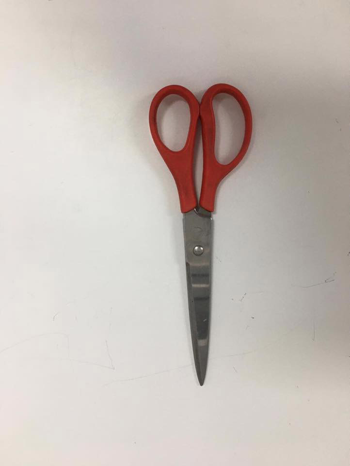 คนไข้แทงคอหมอ