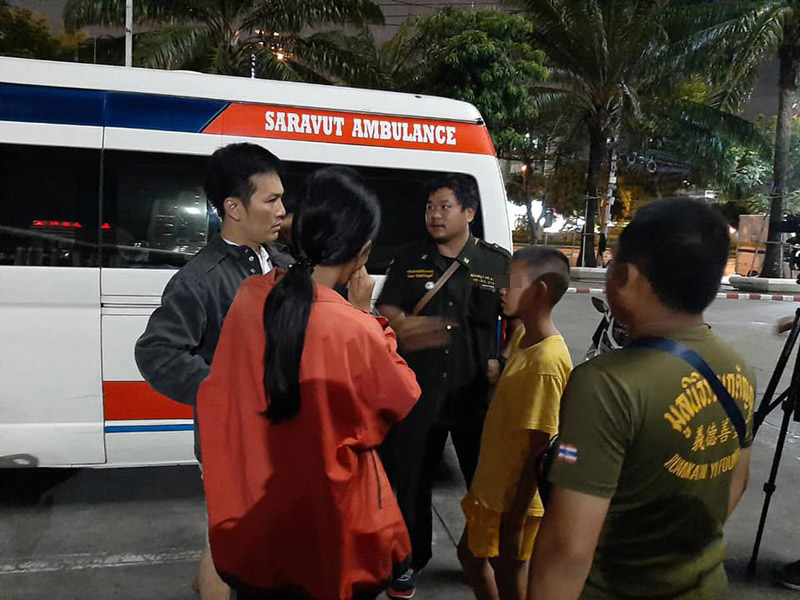 เด็กหนีออกมาจากสถานสงเคราะห์