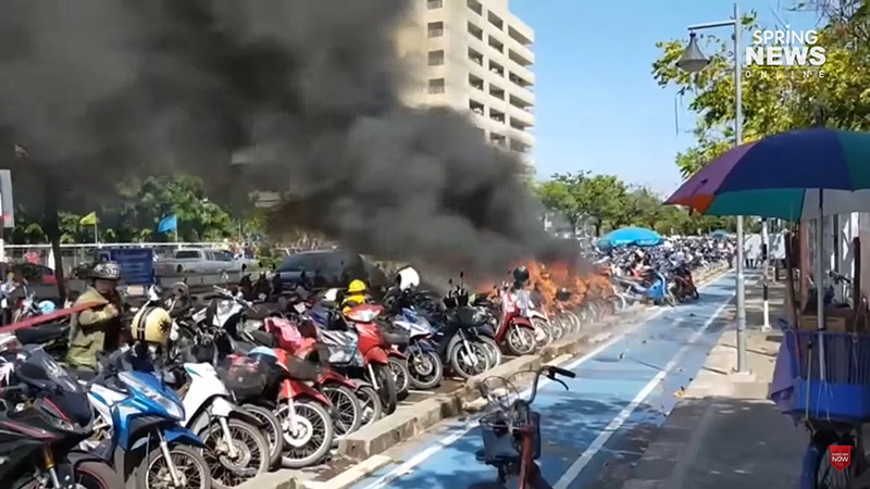 ไฟไหม้มอเตอร์ไซค์