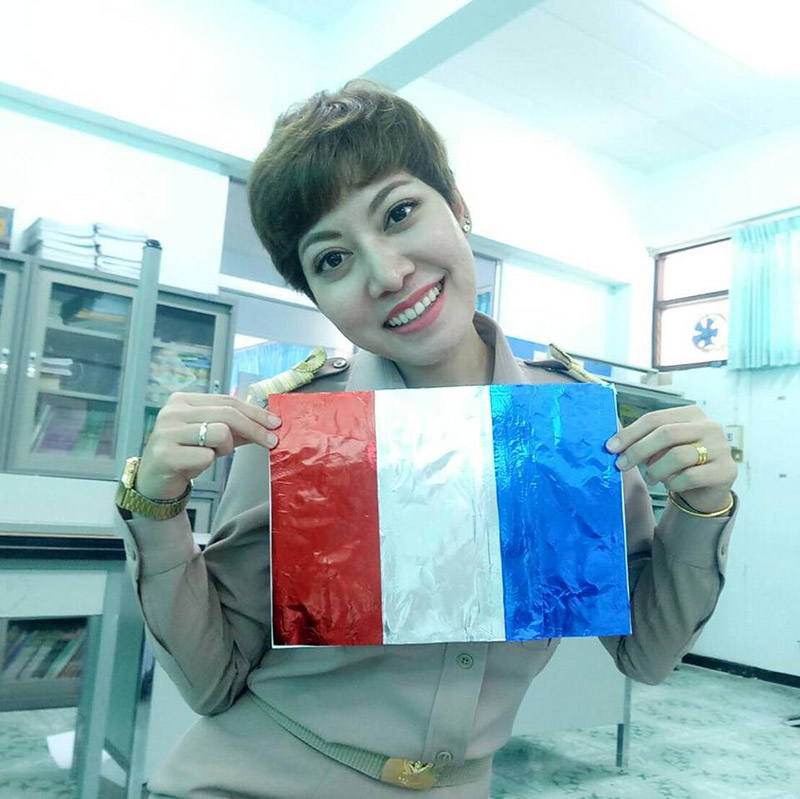 ครูขวัญ โรงเรียนผดุงนารี