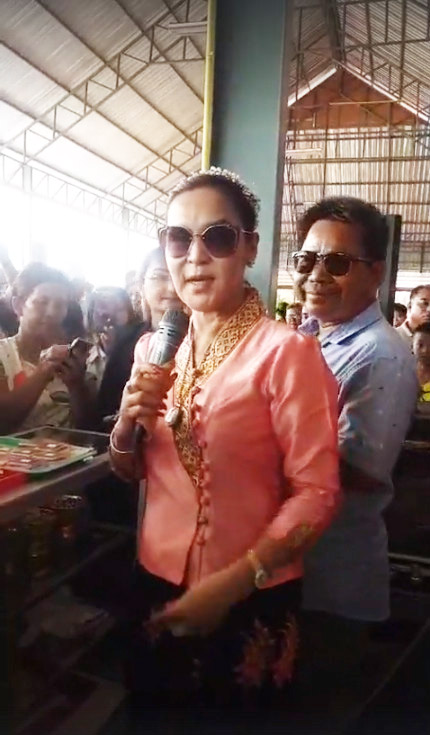 ศิริพร อำไพพงษ์