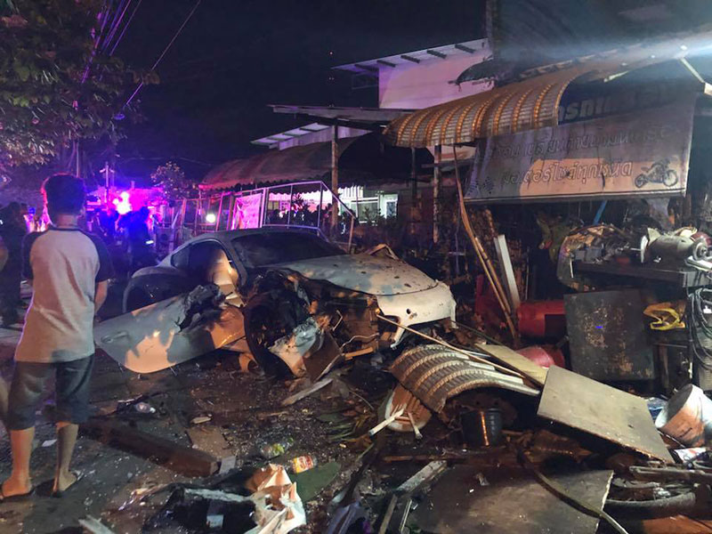 รถชนคนตาย