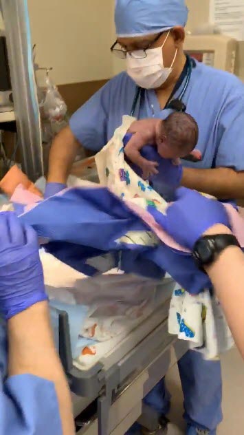 เด็กแรกเกิด