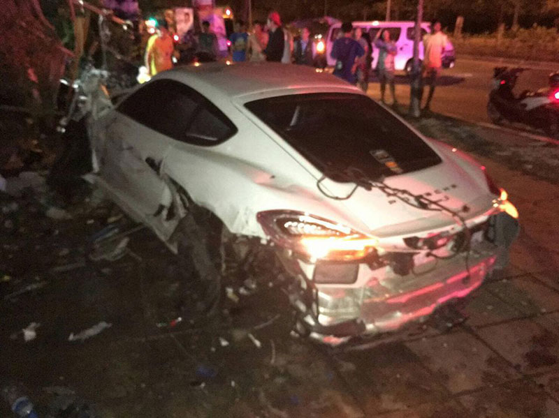 รถชนคนตาย