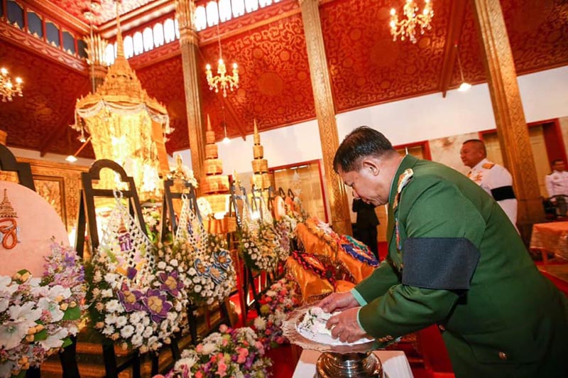 เปรม ติณสูลานนท์