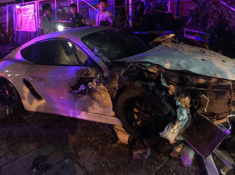 รถชนคนตาย