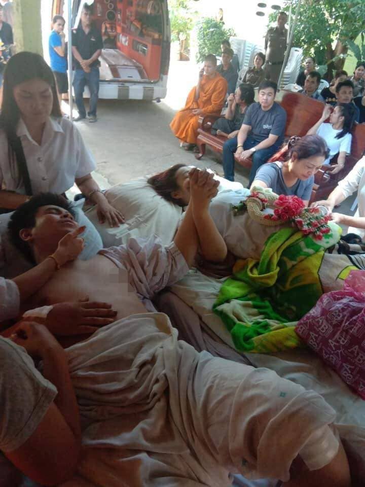 รถชนคนตาย