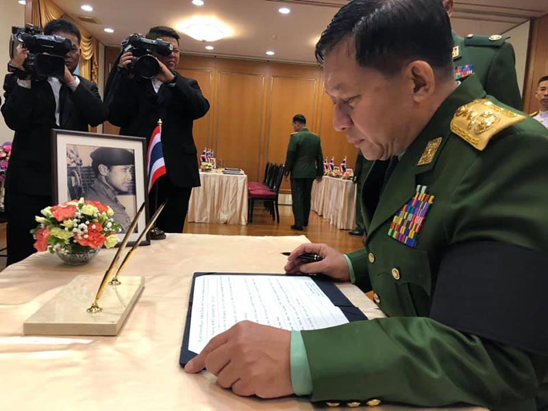 เปรม ติณสูลานนท์