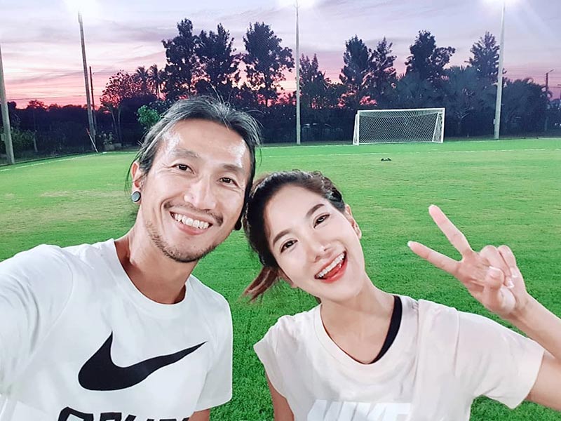 ตูน ก้อย