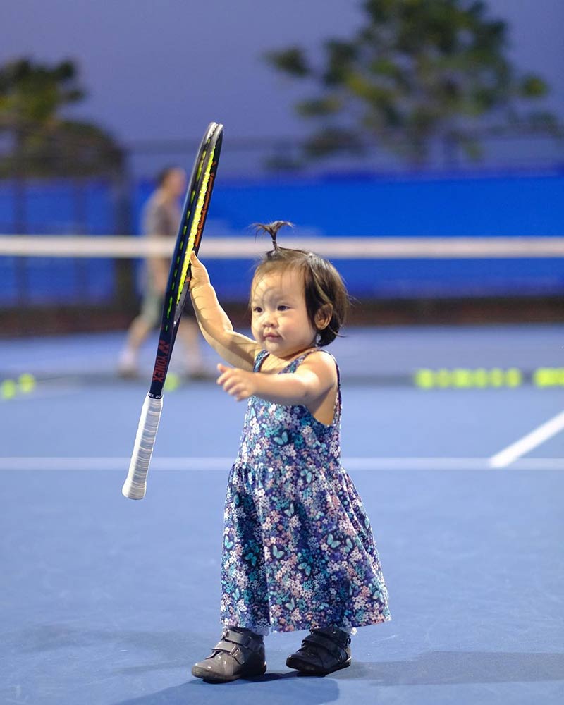 ภราดร ศรีชาพันธ์