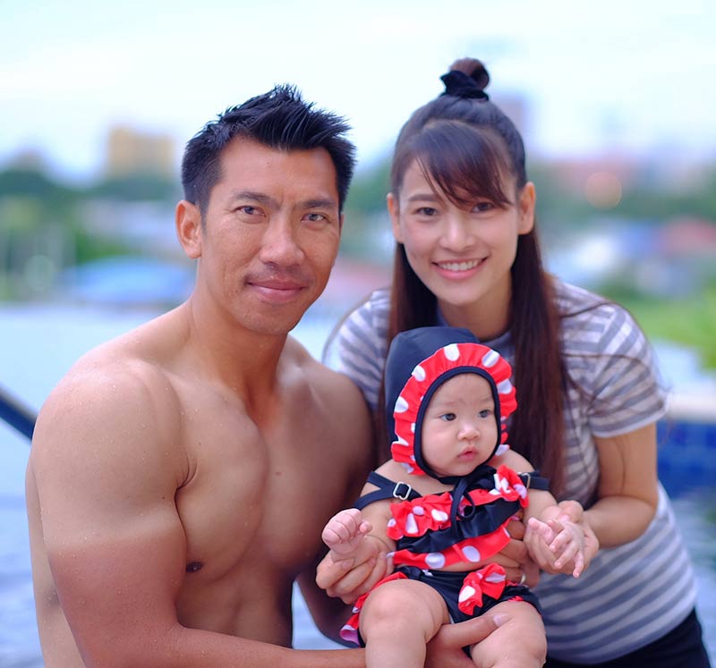 ภราดร ศรีชาพันธ์