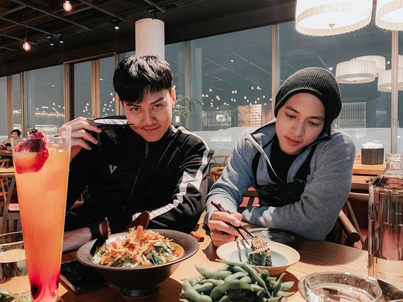 เจมส์ จิรายุ