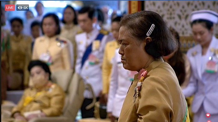 สถาปนาพระฐานันดรศักดิ์ 