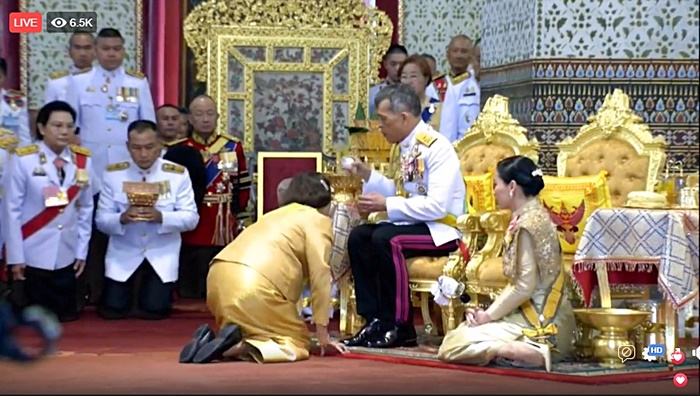 สถาปนาพระฐานันดรศักดิ์ 