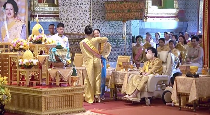 สายสัมพันธ์แห่งราชวงศ์