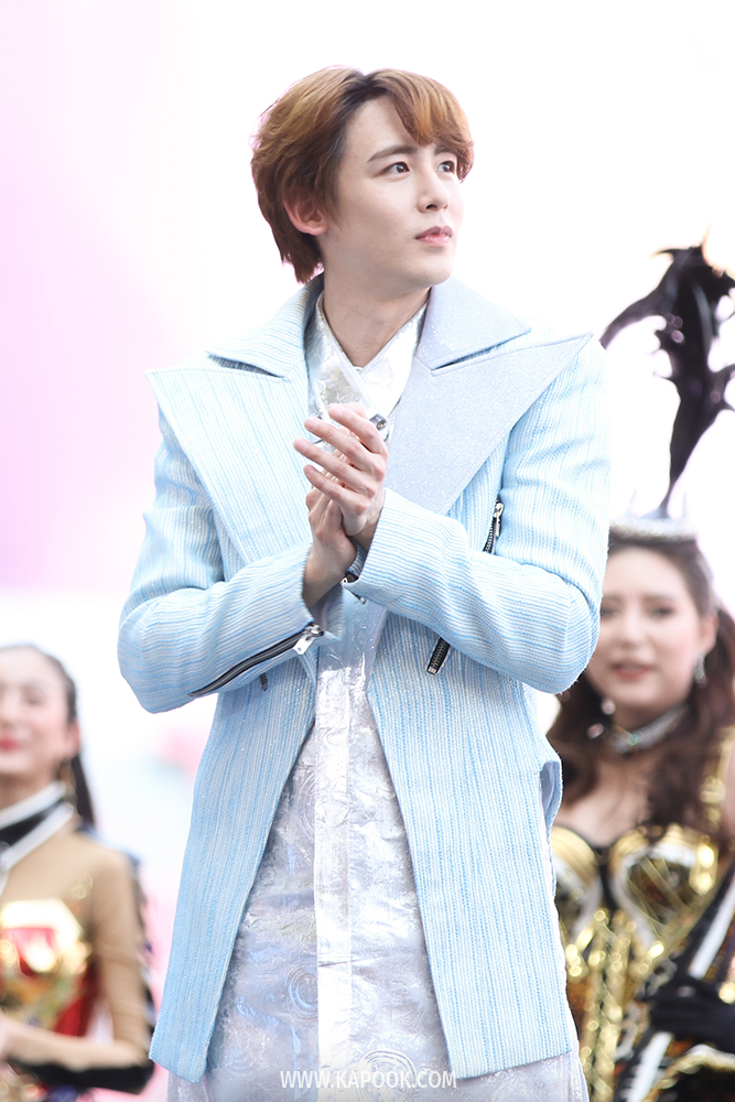 นิชคุณ 2PM