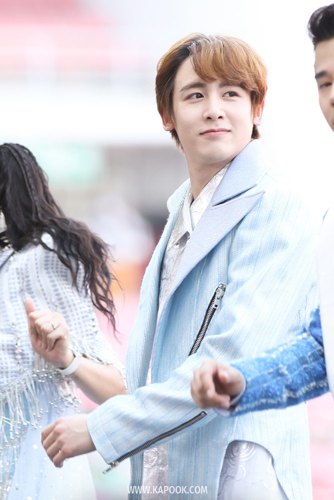 นิชคุณ 2PM