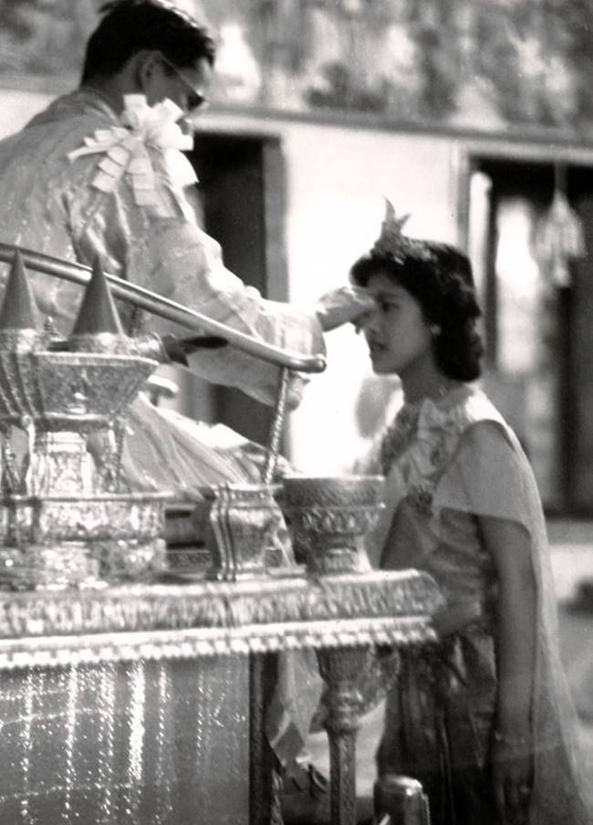 ย้อนอดีตธรรมเนียมการสถาปนา สมเด็จพระราชินีสิริกิติ์ ในรัชกาลที่ 9