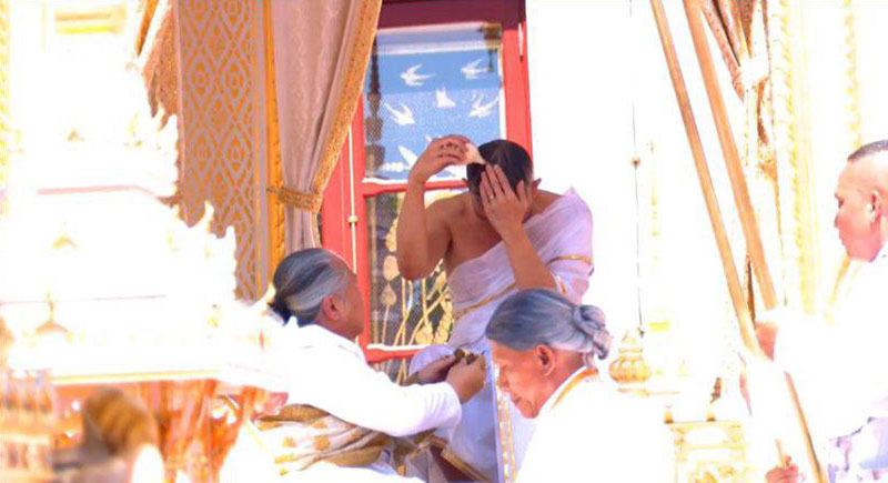 สมเด็จพระเจ้าอยู่หัว