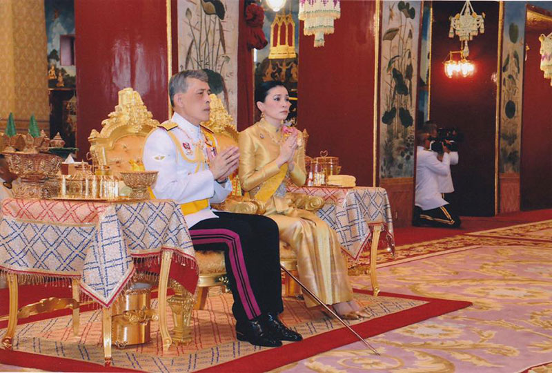 สมเด็จพระเจ้าอยู่หัว