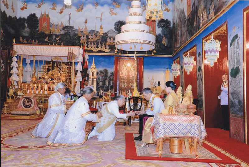 สมเด็จพระเจ้าอยู่หัว