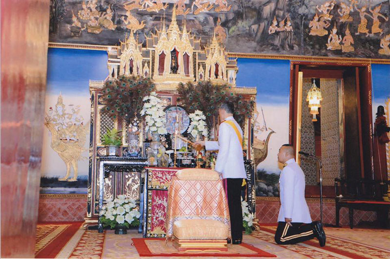 สมเด็จพระเจ้าอยู่หัว