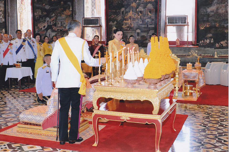สมเด็จพระเจ้าอยู่หัว