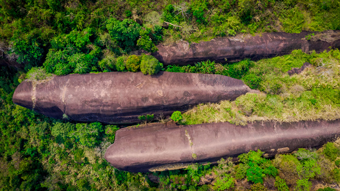 หินสามวาฬ จ.บึงกาฬ