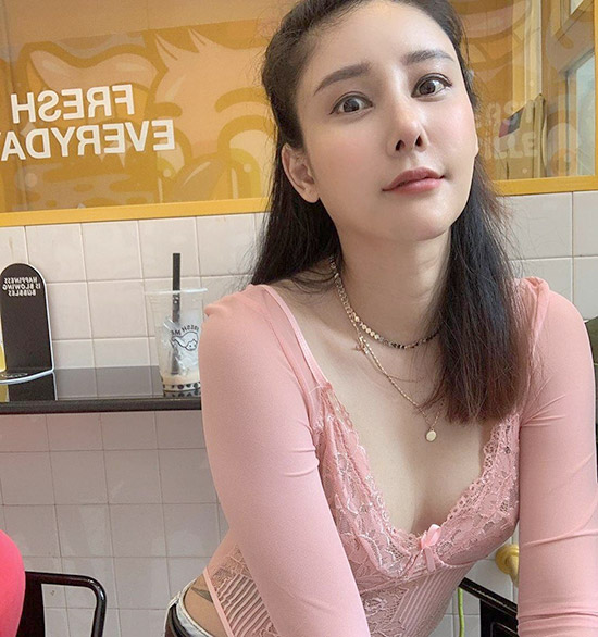 แตงโม นิดา