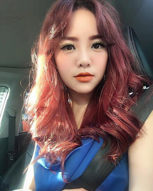 แนนนี่ เกิร์ลลี่ เบอร์รี่