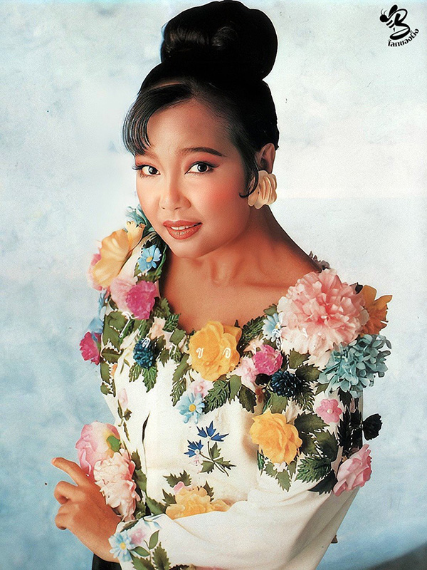 พุ่มพวงดวงจันทร์