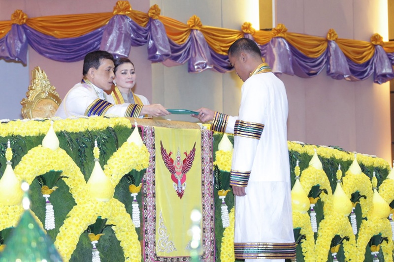 พระบาทสมเด็จพระวชิรเกล้าเจ้าอยู่หัว